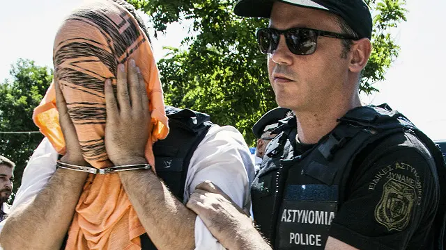 بغاوت کی کوشش کے بعد ہزاروں افراد کو حراست میں لیا جا چکا ہے