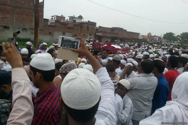 हाशिम अंसारी का जनाज़ा