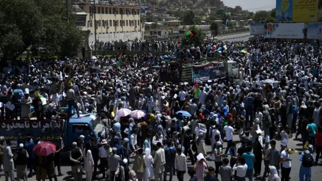 دوی غواړي چې د برېښنا مزې دې د سالنګ پر ځای له باميانو ولايته وغځول شي.