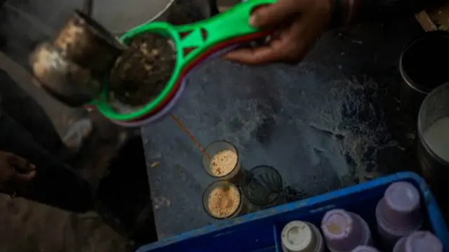 印度人喝茶也加奶、加糖