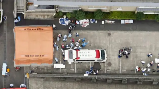 26 افراد زخمی بھی ہوئے ہیں جن میں سے 20 کی حالت تشویشناک ہے