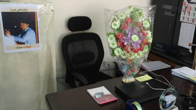 یکی از قربانیان شریف دولتشاهی بود
سی و شش ساله، دانشجوی فوق لیسانس اقتصاد، کارمند وزارت معارف