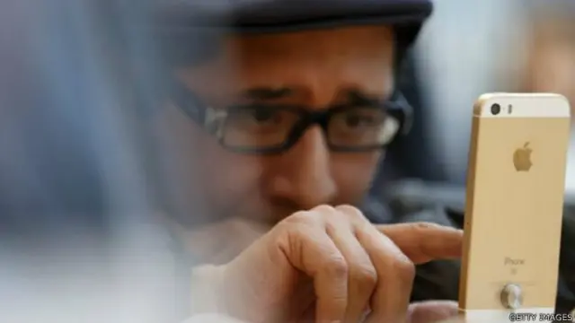 Penurunan penjualan iPhone