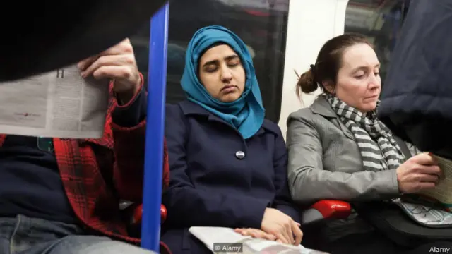 روز مرہ کی دوڑ میں لوگوں کو آرام کا موقع نہیں ملتا