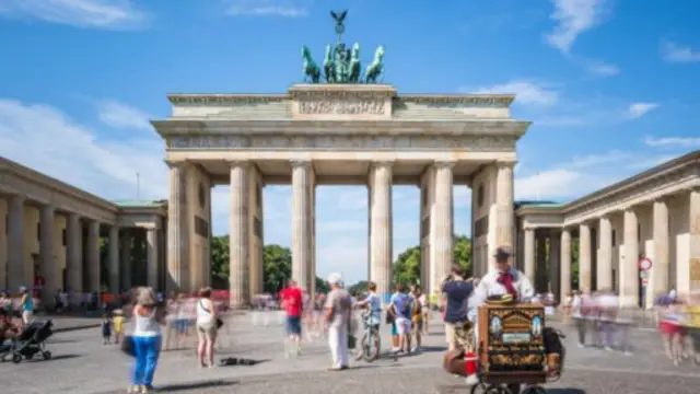 每年德国人要吃掉8亿5千万咖喱肠。(图片来源:马丁·德加/Getty)