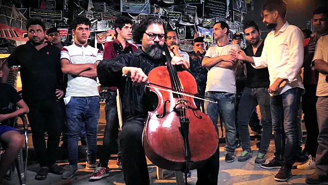 کریم اب کافی مشہور موسیقار ہیں