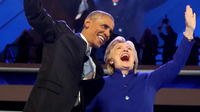美國總統奧巴馬在民主黨全國代表大會上為希拉里站台。