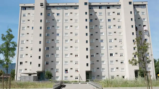 في هذه البناية نشأ عبد الملك