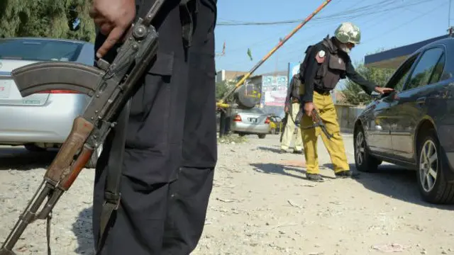 د خیبر پښتونخوا صوبې بېلا بېلو سیمو کې پر امنیتي ځواکونو بریدونو کې ډېروالی لیدل شوی