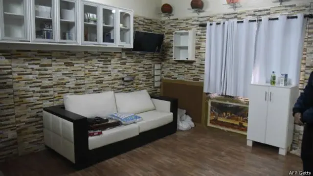 जेल में सभी सुख-सुविधाएं