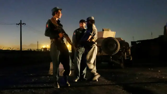 تاحال حکام کی جانب سے ہلاک یا زخمی ہونے والوں کے بارے میں کوئی اطلاع نہیں دی گئی