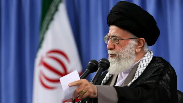 یہ دوسرا موقع ہے کہ آیت اللہ خامنہ ای نے حج کے انتظامات پر تنقید کی ہے