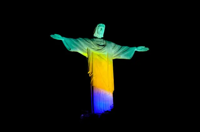 Одне з чудес світу - знаменита статуя Христа в Ріо