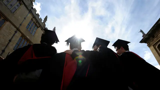 اوکسفرڈ یونیورسٹی جنوبی ایشیا میں خاصی معروف ہے