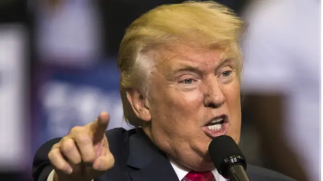 ترامپ پرداخت پول به ایران را "باجخواهی" خوانده و در مورد اتمی شدن این کشور هشدار داده است