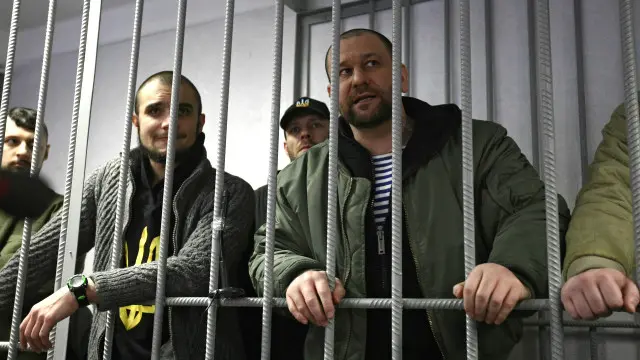 Бійці батальйону "Торнадо" у залі Оболонського суду 