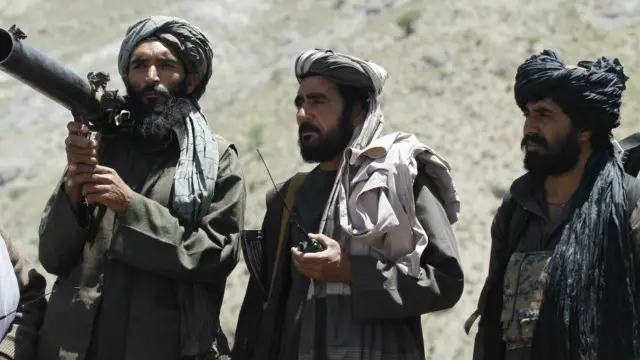 पाकिस्तान पर आरोप लगते हैं कि वो अफ़ग़ान तालिबान को लेकर नरम रुख़ रखता है