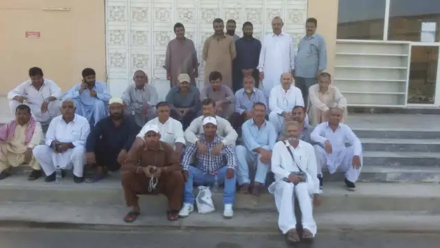 ان کی پاکستانی سفارت خانوں سے بہت شکایتیں ہیں