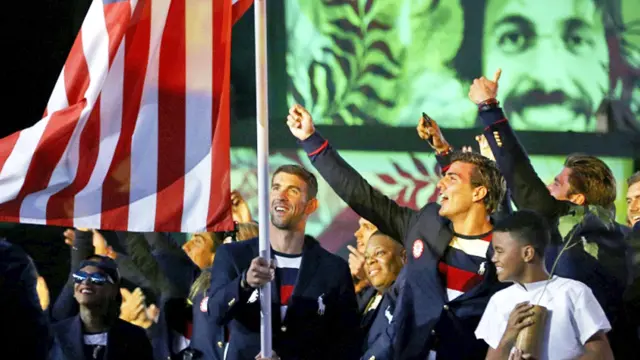 امریکہ کا اولمپک دستہ 554 ایتھلیٹس پر مشتمل ہے جو ان مقابلوں میں حصہ لینے والا سب سے بڑا دستہ ہے۔