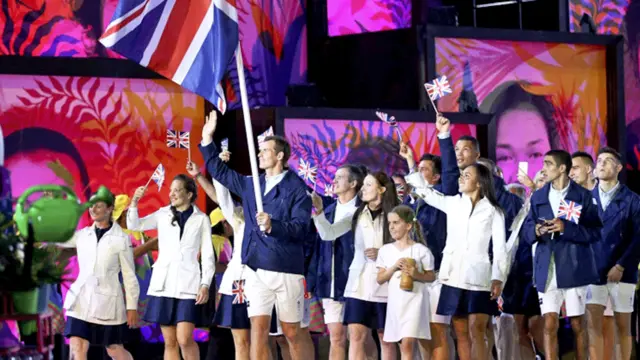 توالا هغه یوازېنی هېواد دی چې ریو اولمپیک کې یې یوازې یو لوبغاړی ګډون کوي.