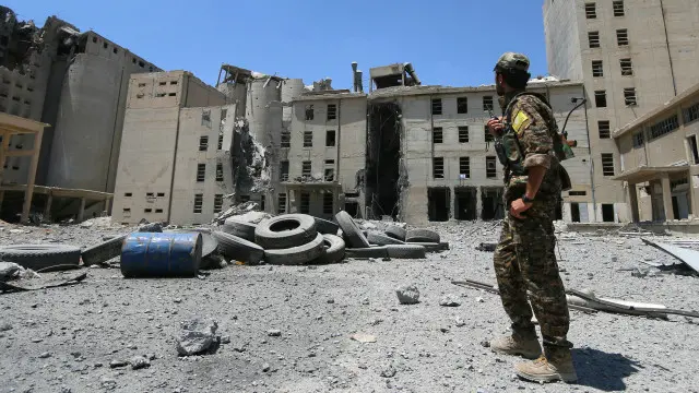  تحظى قوات سوريا الديمقراطية بدعم الولايات المتحدة الأمريكية 