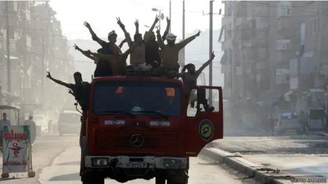  تفاءل بعض الصحف بأنباء التنسيق بين موسكو وواشنطن للبدء بعمل عسكري مشترك ضد جماعات مسلحة في حلب