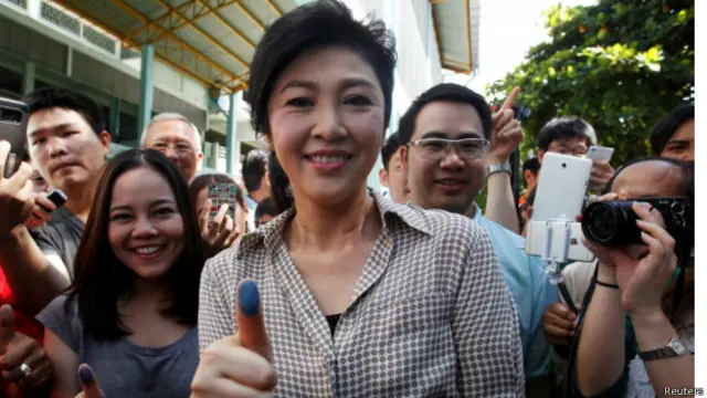Bà Yingluck Shinawatra nói bà chấp nhận kết quả trưng cầu dân ý