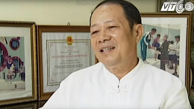 Là cựu huấn luyện viên cho ông Hoàng Xuân Vinh trong 12 năm, xạ thủ Nguyễn Quốc Cường nói ông kỳ vọng sẽ có thêm nhiều người yêu thích môn thể thao này