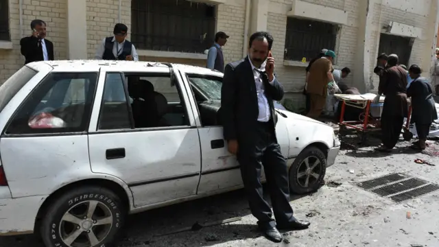 د بلوچستان ایالتي حکومت او د سترې محکمې د مدافع وکیلانو ټولنې درې ورځې ماتم اعلان کړی.