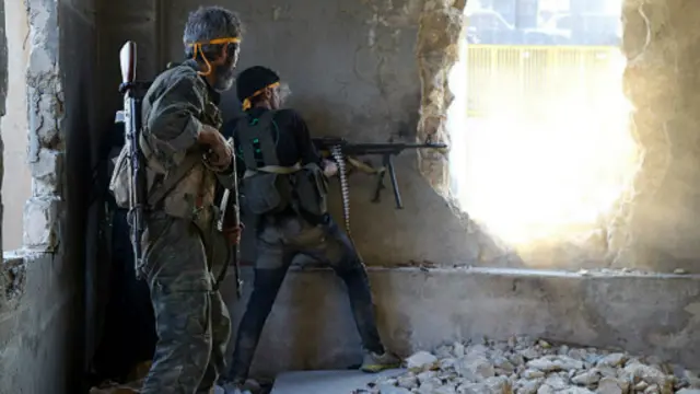 سازمان ملل متحد مدت‌هاست در پی قانع کردن طرف‌های درگیر در حلب برای برقراری آتش‌بس‌های هفتگی است