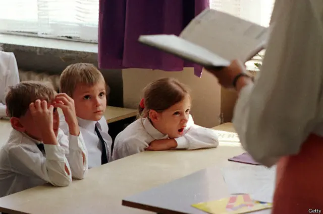 80% дітей у Польщі мають проблеми з опорно-руховою системою, пише Gazeta Wyborcza