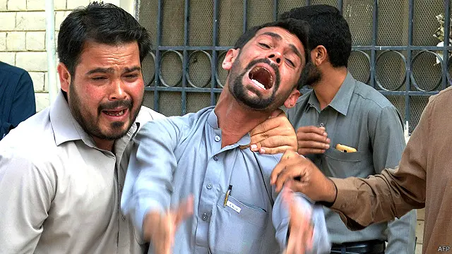 پاکستان کے آرمی چیف اور وزیراعظم نے حملے کے بعد کوئٹہ کا دورہ کیا