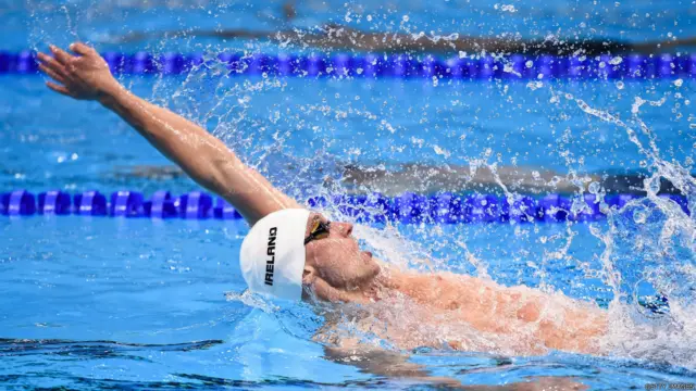 د ايرلنډ شېن راين د نارينو د شاتګ لامبو د ۱۰۰ متره واټن په منځلوبه کې