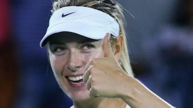 玛利亚·莎拉波娃参加东风汽车武汉网球公开赛(图片来源：Hong Wu/Getty Images)