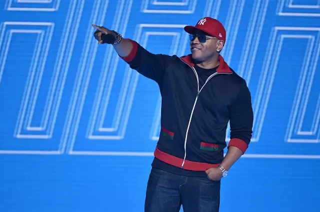 美国饶舌歌手LL Cool J参加哈佛大学课程(图片来源：Getty Images)