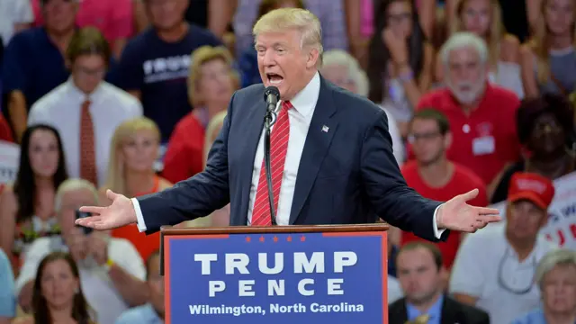 美国共和党总统候选人特朗普在北卡罗来纳州威尔明顿拉票