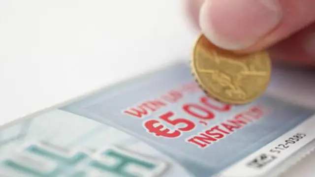 Ketika seseorang kalah berturut-turut dalam berjudi, ketika mereka menang, maka mereka akan lebih merasa senang.