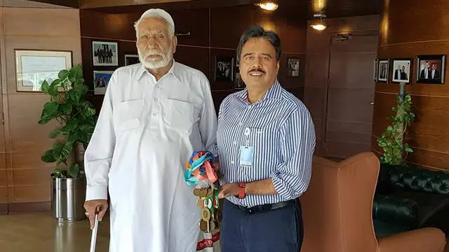 کمپنی کے چیف ایگزیکٹو سلیم غوری نے محمد عاشق کو نئی ملازمت فراہم کرنے کا اعلان کیا ہے