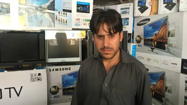 ایاز خان کا کہنا ہے کہ بازار میں تاجروں کے منہ پر ایک ہی بات ہے کہ کاروبار ٹھپ ہوکر رہ گیا ہے