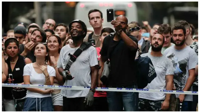 pemanjat trump tower