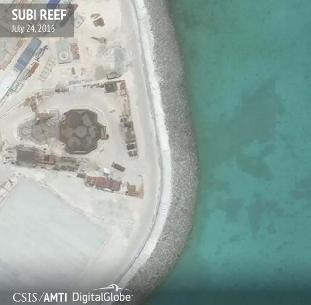 渚碧礁上的六角形建筑物(24/72016)