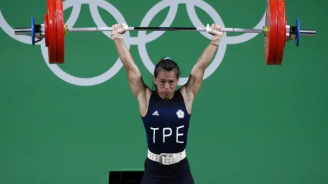 台湾选手郭婞淳夺得58公斤级女子举重铜牌