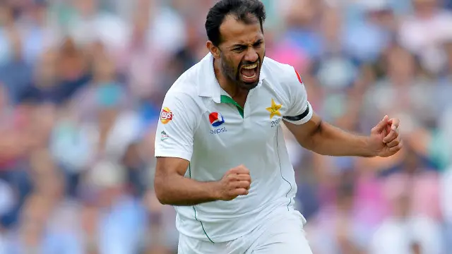 وہاب ریاض کی ٹیم میں واپسی ہوئی اور انھوں سیریز کا عمدہ بولنگ سپیل کروایا