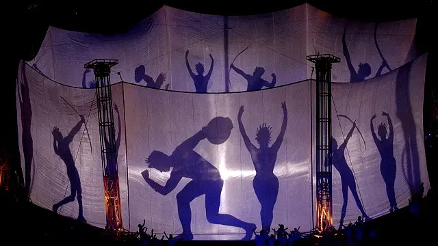 دونده در چهار دوره متوالی المپیک باستان شرکت کرد و ۱۲ بار قهرمان شد