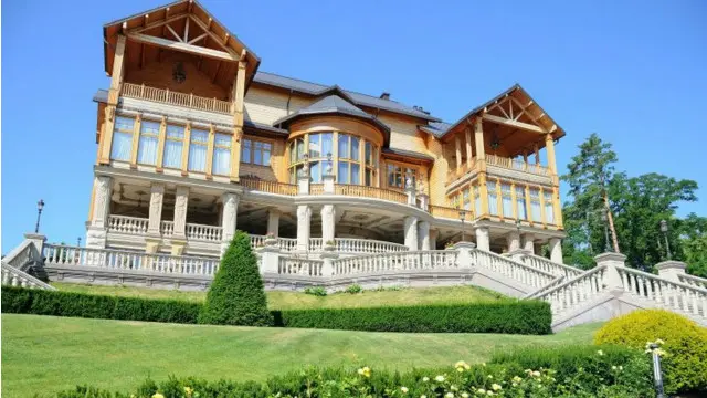 Резиденцію президента Януковича пропонували зробити "музеєм корупції"