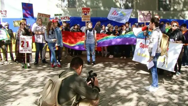 Геронтофилдердің семіз кемпірлердің суреттері