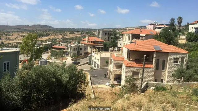 Desa Hurfeish terletak di kawasan pegunungan, bagian utara israel.