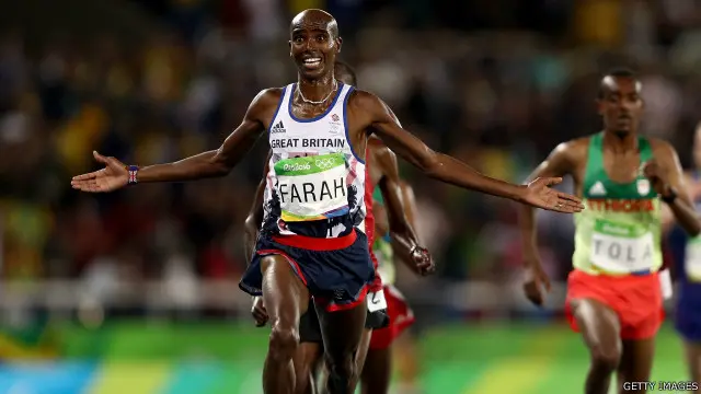 د بريتانيا محمد فرح له لوېدو سره د ۱۰ زره متره منډې سياليو کې د سرو زرو مډال خپل کړ. دا په اولمپيک سياليو کې د ده د سرو درېيم مډال دی.