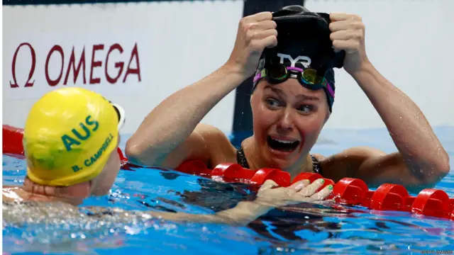 د ډنمارک پرنلي بلوم د ښځينه وو ۵۰ متره لامبو کې د سرو زرو مډال وګاټه