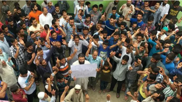 کشمیریوں کی شکایت ہے کہ عالمی میڈیا ان کو خاطر خواہ کوریج نہیں دیتا